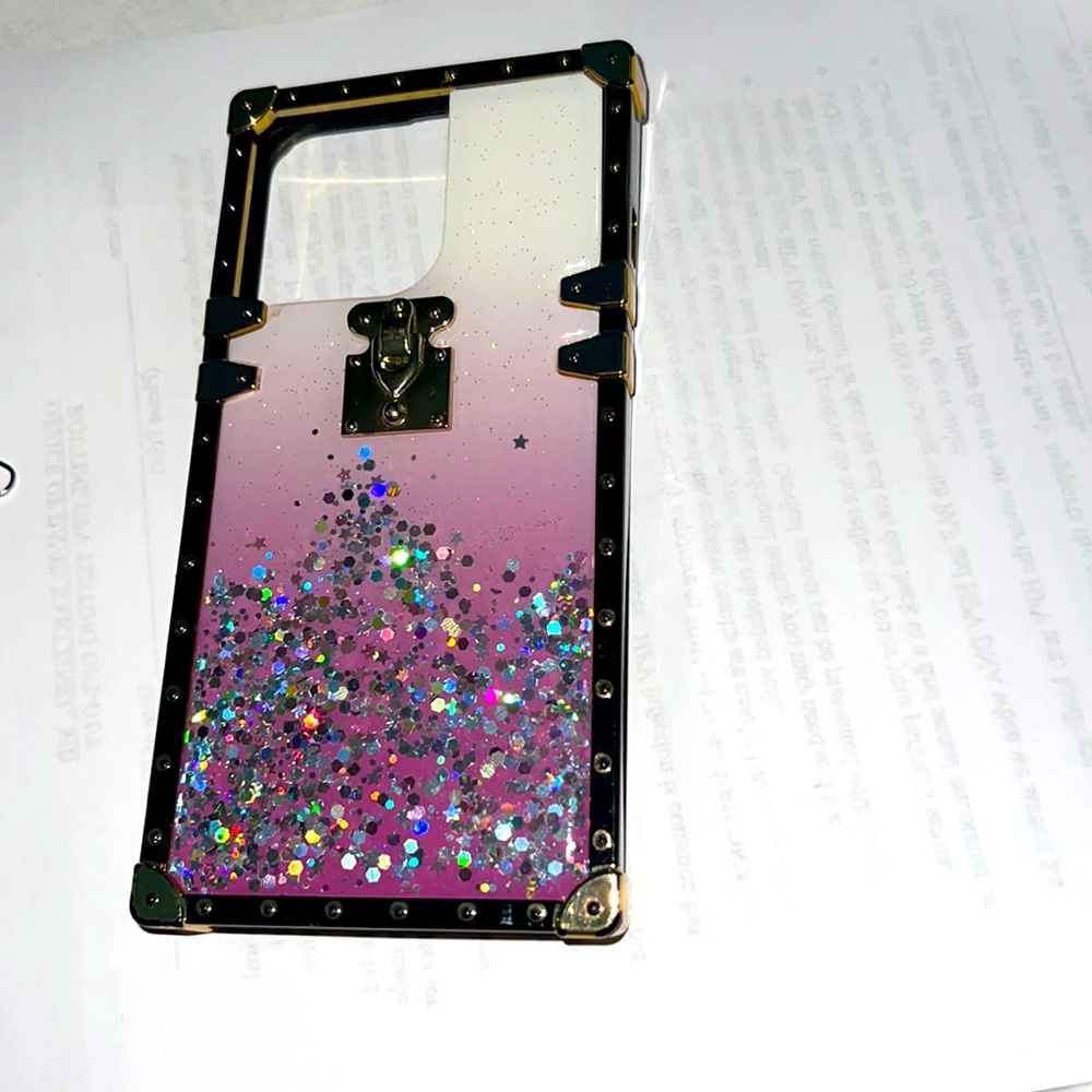 Pink glitter I phone 13 case